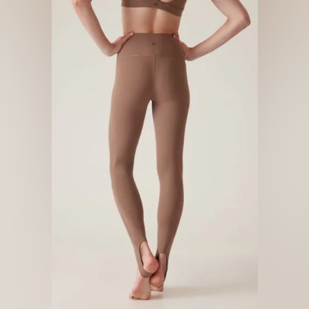 Athleta Transcend Stirrup Leggings